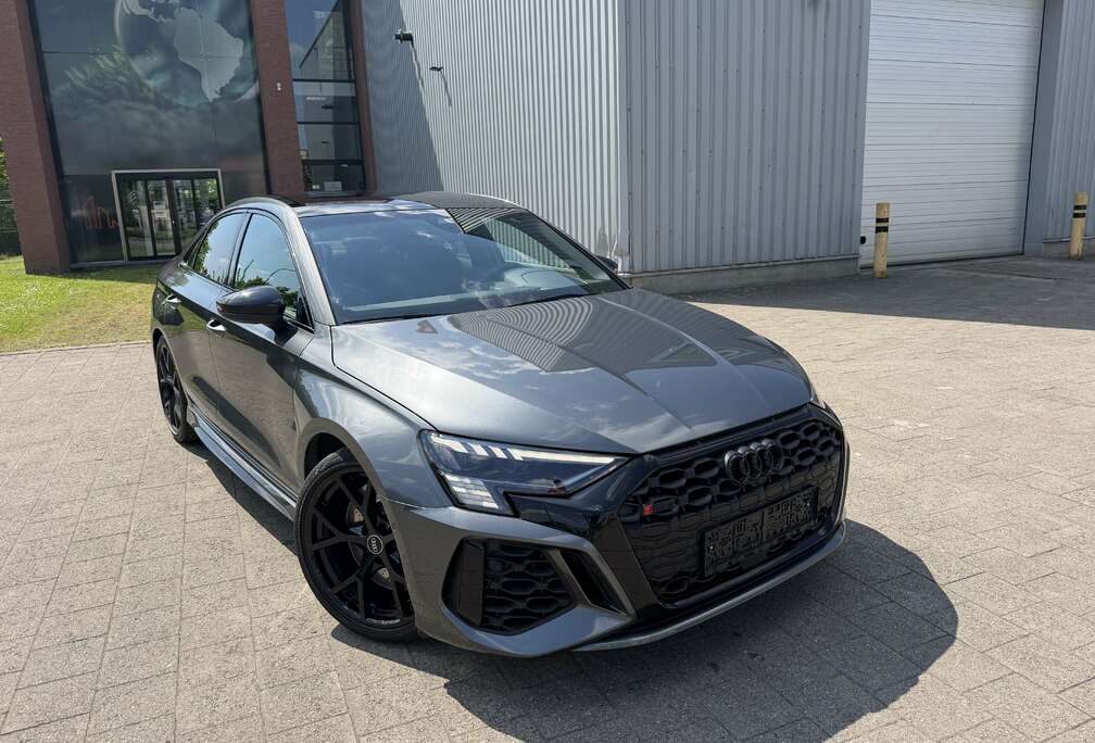 Audi Sportback 2.5 TFSI Quattro B&O Sound/ Carbone