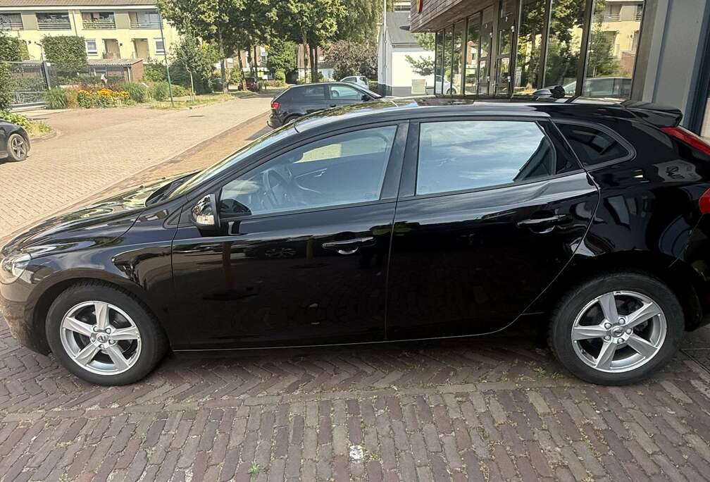 Volvo D2