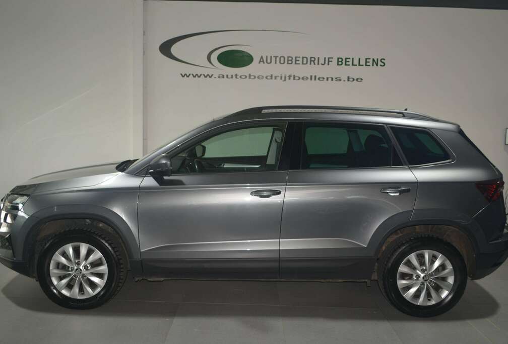 Skoda Karoq 1.5 TSI ACT Corporate DSG Corporate / NAVI + CAMERA / APPLE CAR-PLAY / . . .