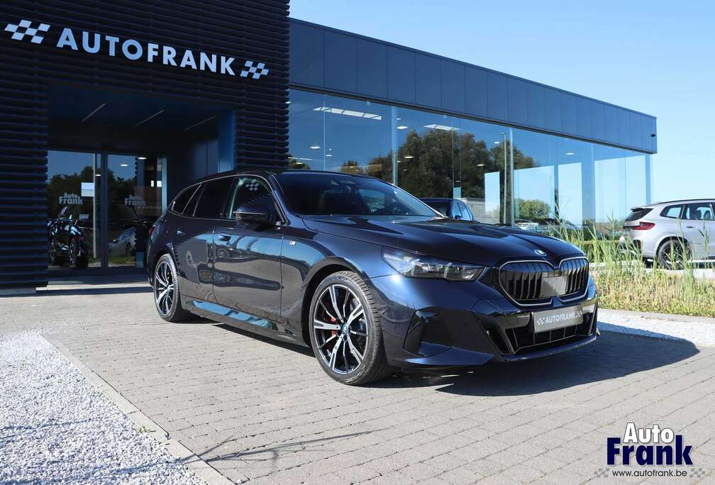 BMW E / TOURING / 4X4 / M-SPORT-PRO / PANO / TREKHK / DRIV+PARK PLUS
