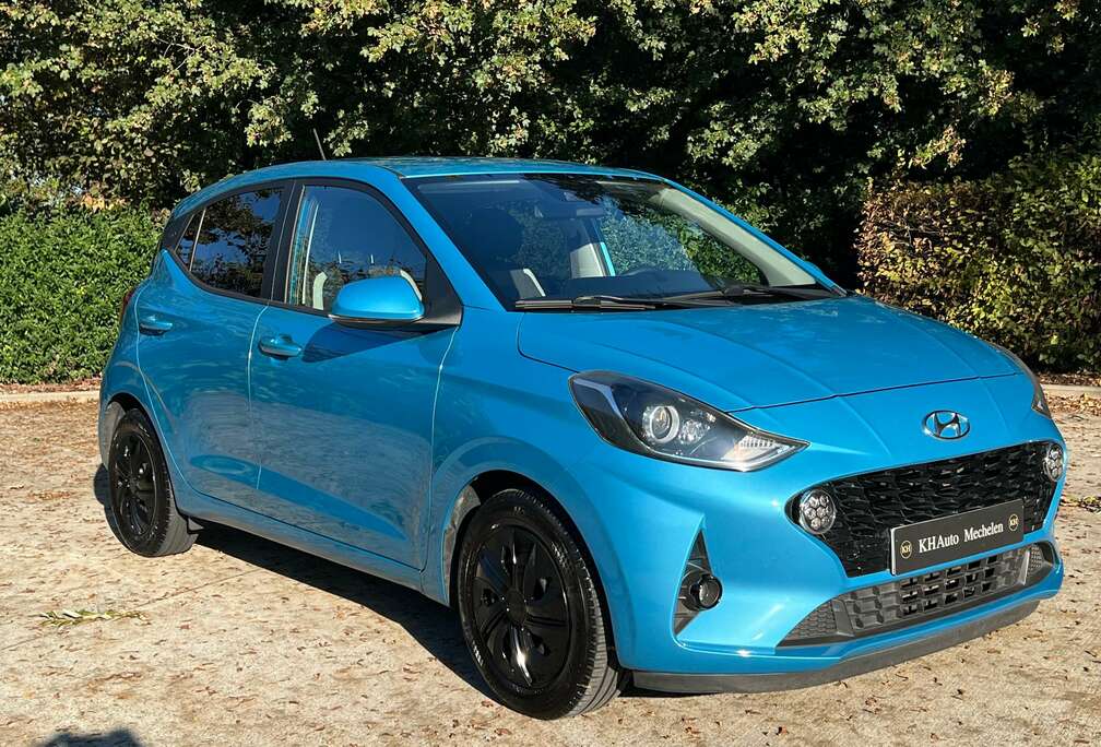 Hyundai \