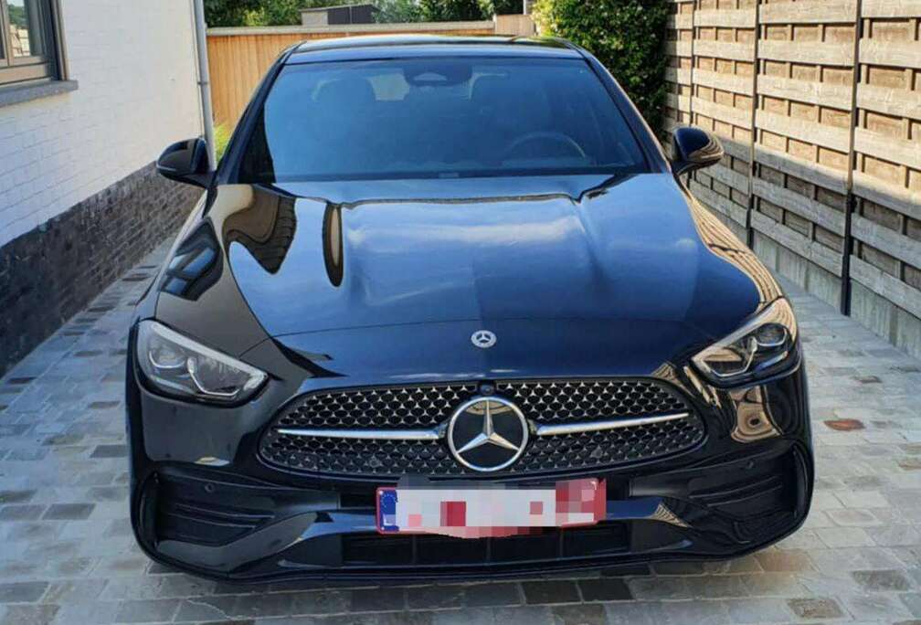 Mercedes-Benz C 180 9G-TRONIC AMG Line