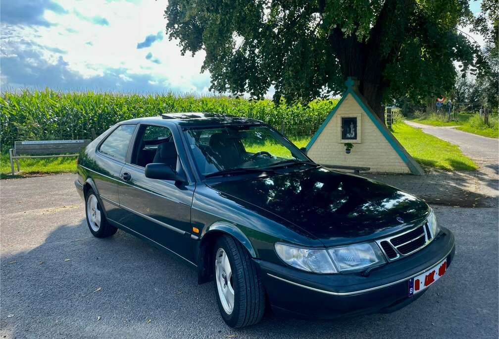 Saab 2.0i S