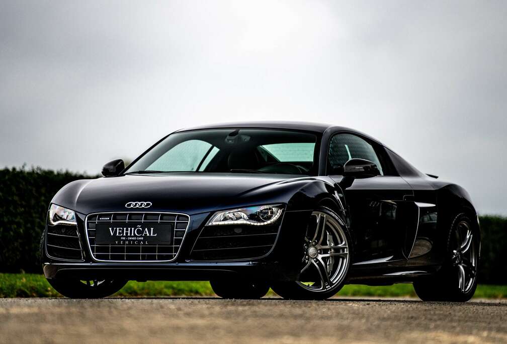 Audi Exclusive 5.2 V10  B&O  CERAMIC BRAKES  CAMERA