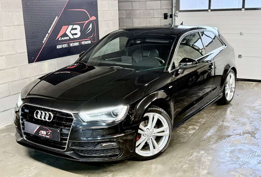 Audi A3 8V1  2015  1.6 TDI 110CV  FULL S-LINE