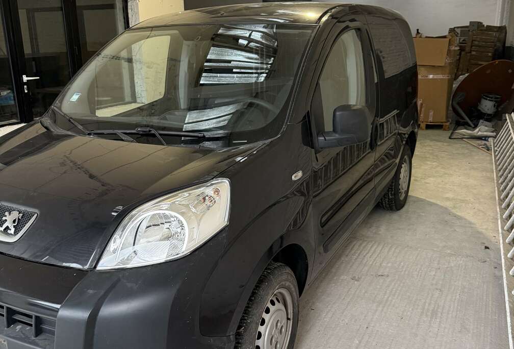 Peugeot 117 L1 1.4 HDI 70 BLUE LION STANDARD