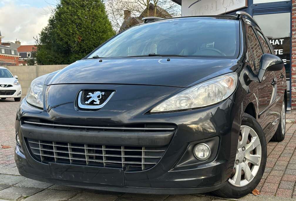 Peugeot SW 1.4i*CARNET*1ER MAIN*PANO*AIRCO*GARANTIE*CT OK