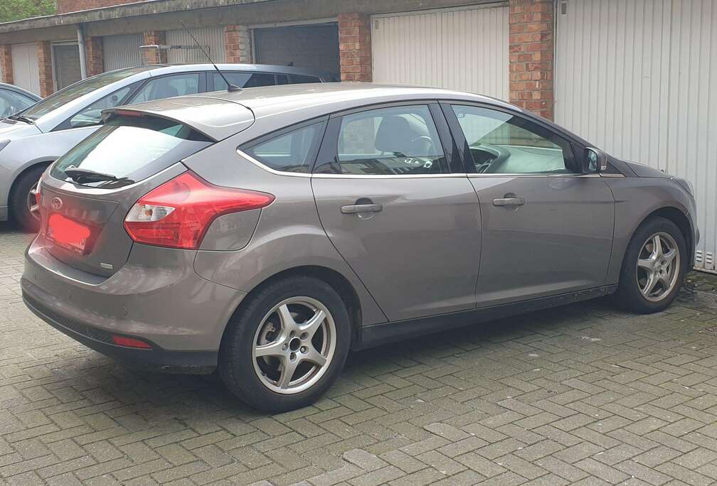 Ford Focus 1.0 EcoBoost ECOnetic Tech. Titanium