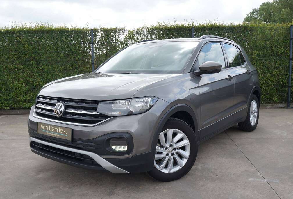 Volkswagen 1.0 TSI Life 95 pk Leder Carplay Camera Pdc 12m Garantie
