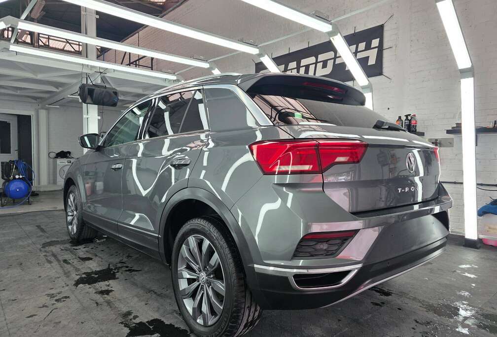 Volkswagen T-Roc 1.0