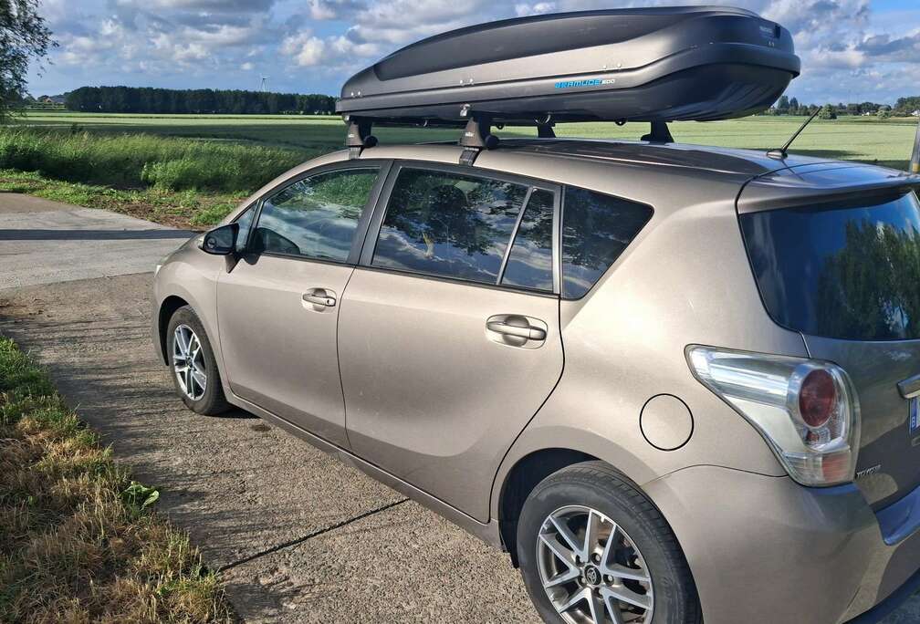 Toyota 1.6 D-4D Business Plus 7pl.
