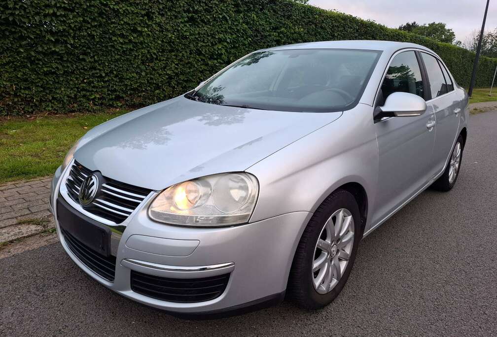 Volkswagen Jetta 1.9 TDi Comfortline DPF