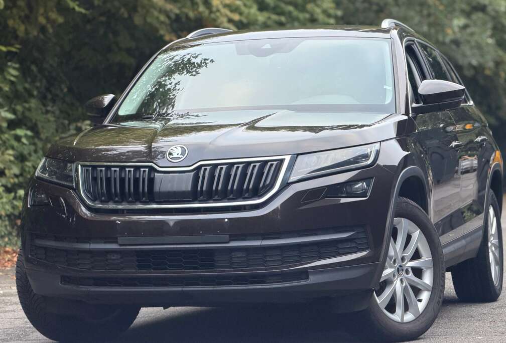 Skoda 2.0  Sportline DSG-Led-7pl-Leder-Navi-Cam-Trekhak
