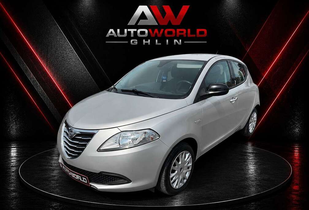 Lancia Ypsilon 1.2i Fire Evo II Silver