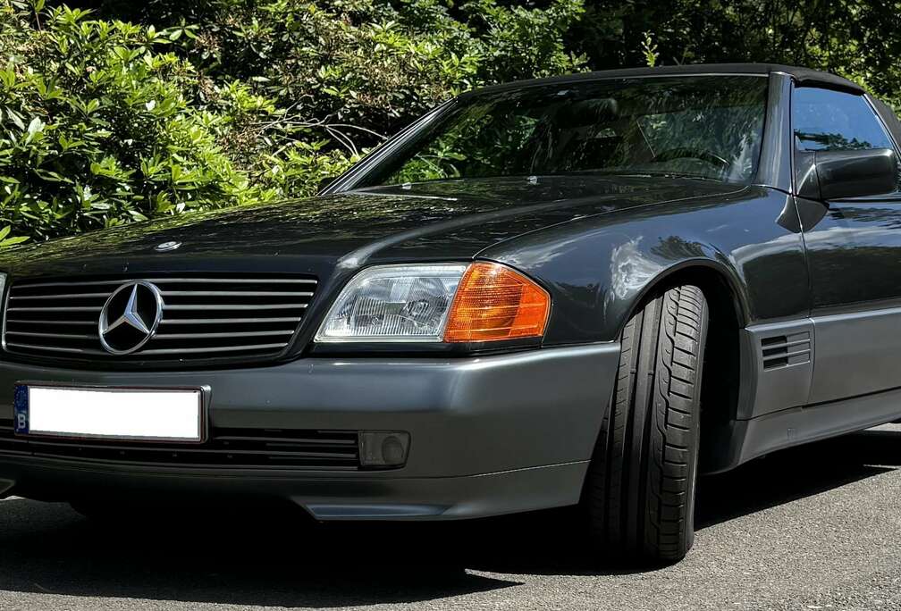 Mercedes-Benz 500 SL Cabrio - Nieuw dak en sound system