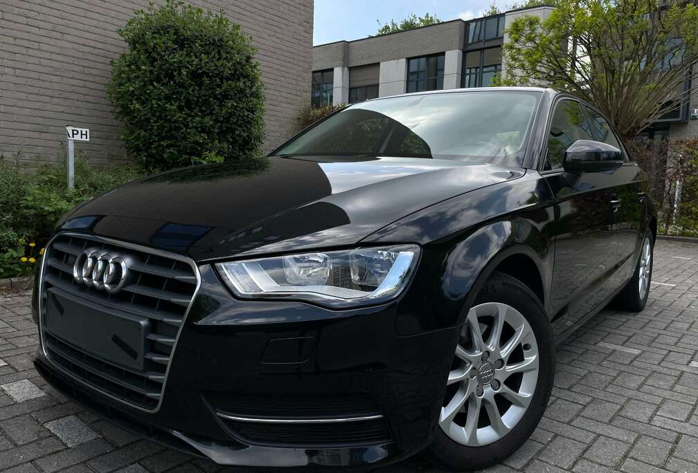 Audi A3 1.6TDi Sportback DEALER onderhouden
