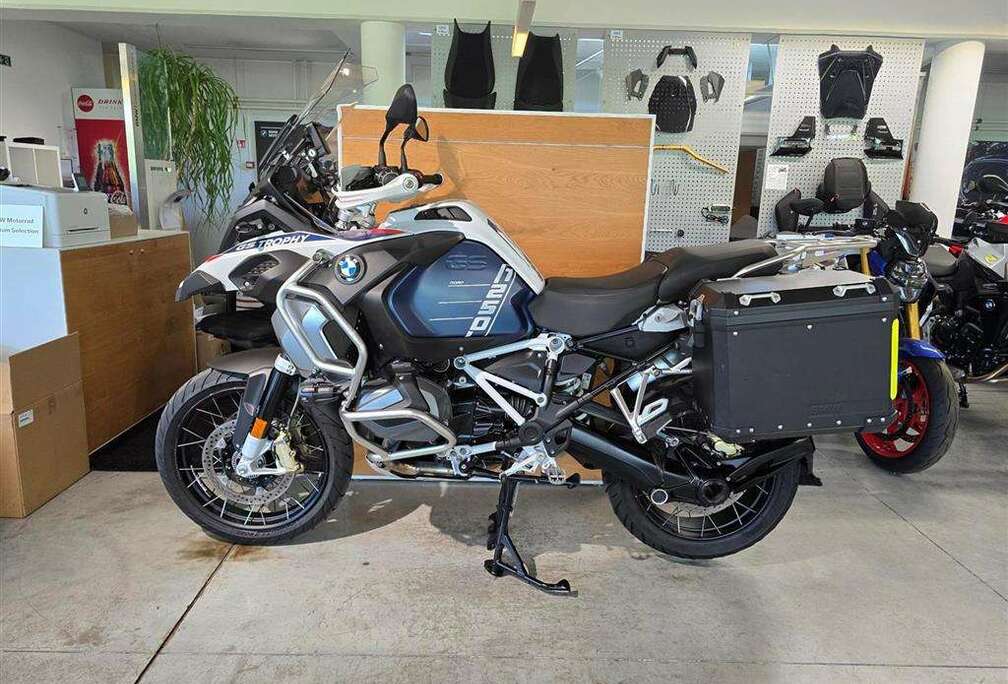 BMW 0
