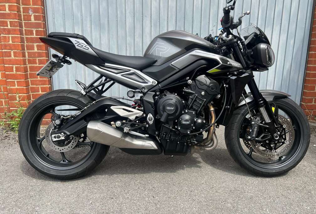 Triumph Street Triple 765 R