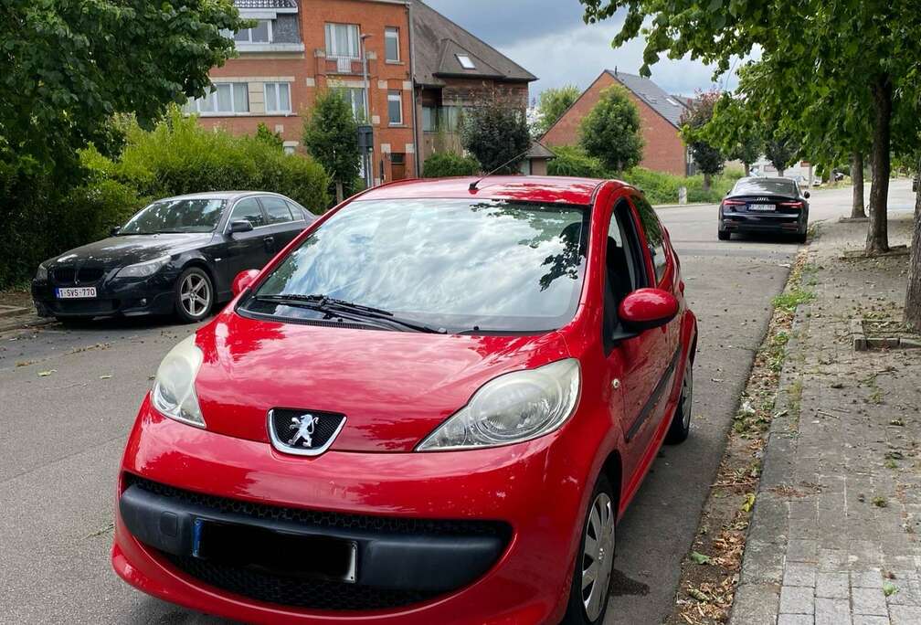 Peugeot 1.0i Urban