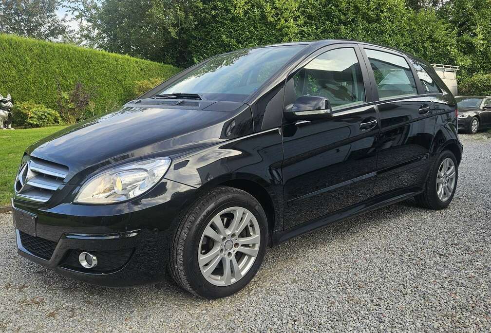 Mercedes-Benz B 180 CDI Essential