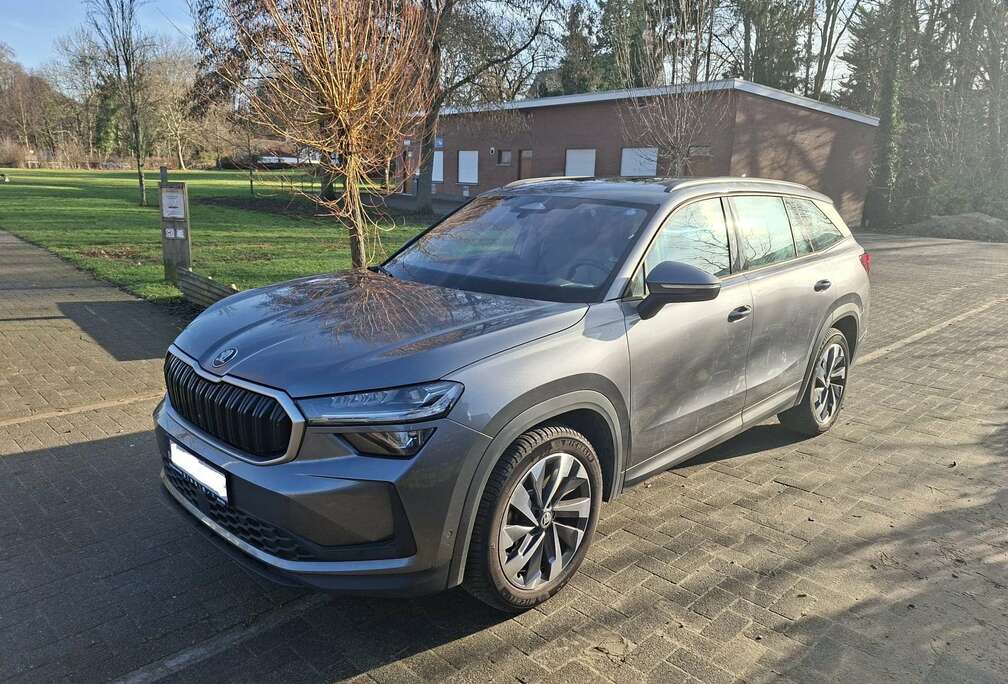 Skoda Kodiaq Family 7p,Pano,HUD,Lounge,LED Matrix,DCC+,attache-r,FULL options,Canton HIFI