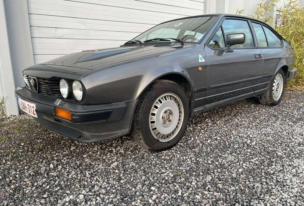 Alfa Romeo GTV V6 2.5 1986