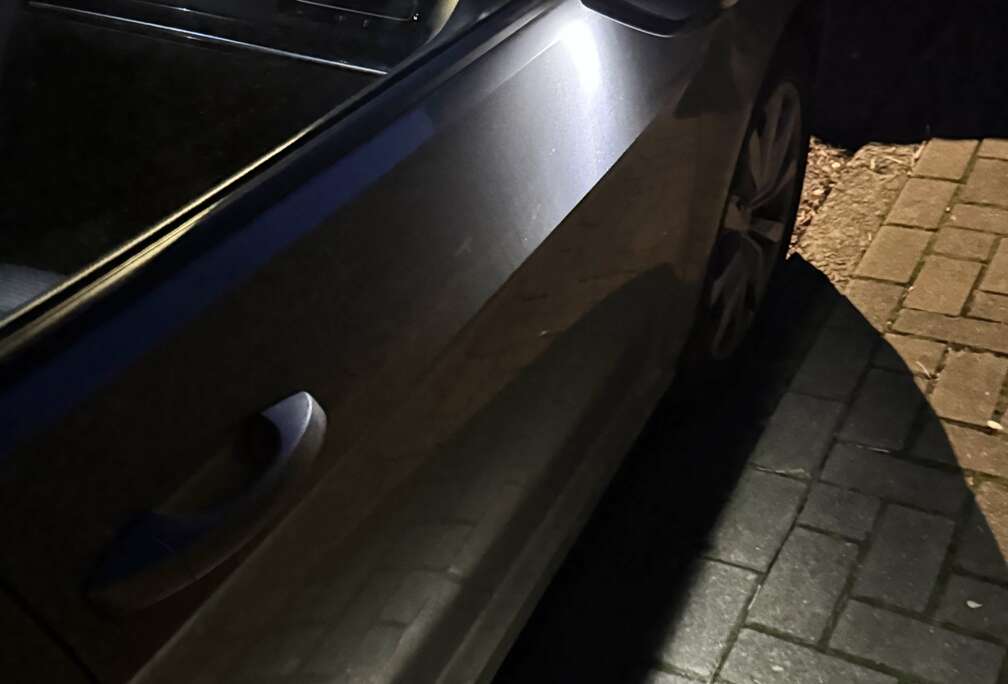 Volkswagen Golf 1.6 CR TDi Highline DSG