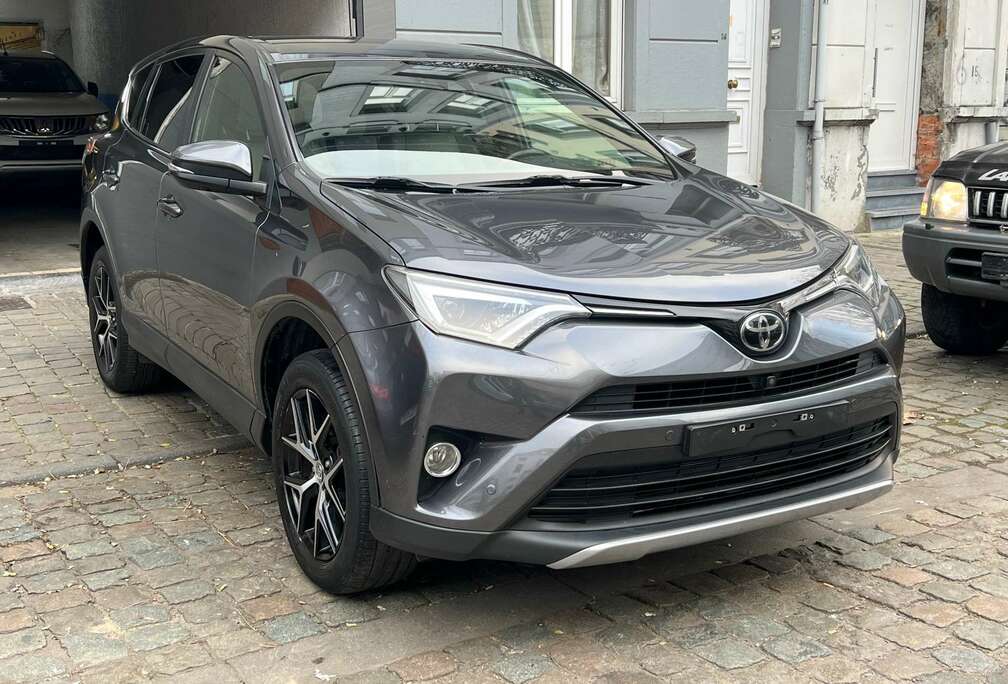 Toyota RAV4 2.0i AWD Active