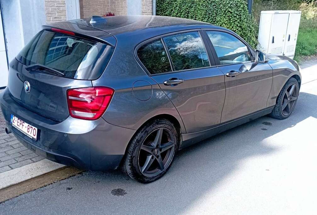 BMW 114i 102 ch