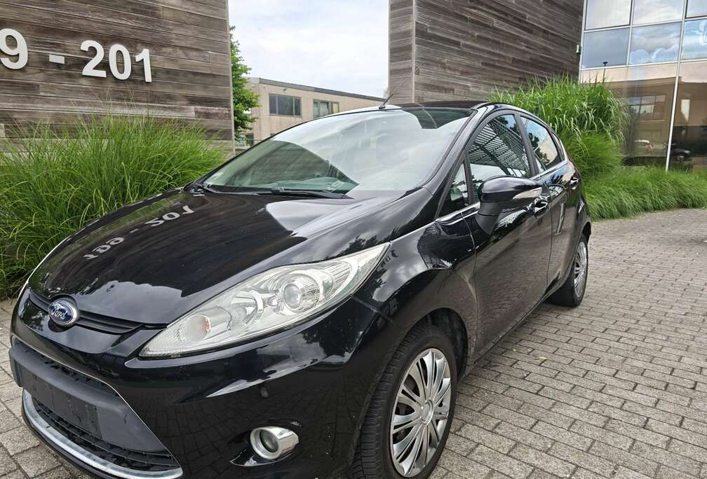 Ford Fiesta 1.4i Ghia