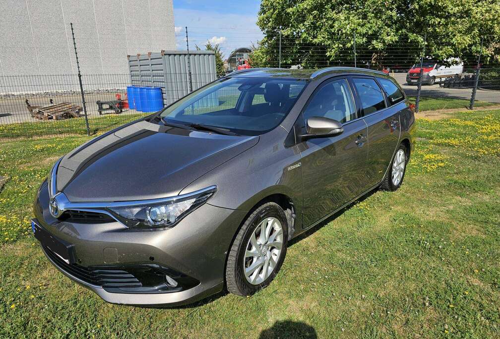 Toyota Auris SW HEV 1.8i HSD Freestyle E-CVT