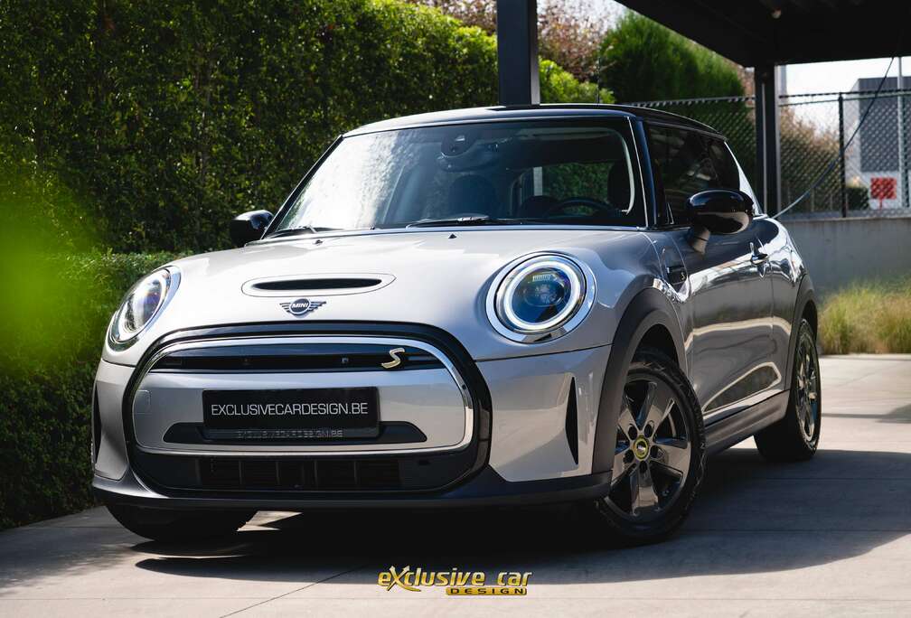 MINI electric 32,6 kWh /97% SOH/Zetelverwarming/16\'\'/DAB/Carplay/