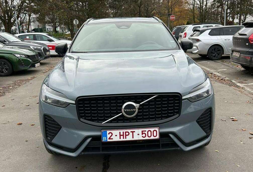 Volvo XC60 B4 B Plus Dark