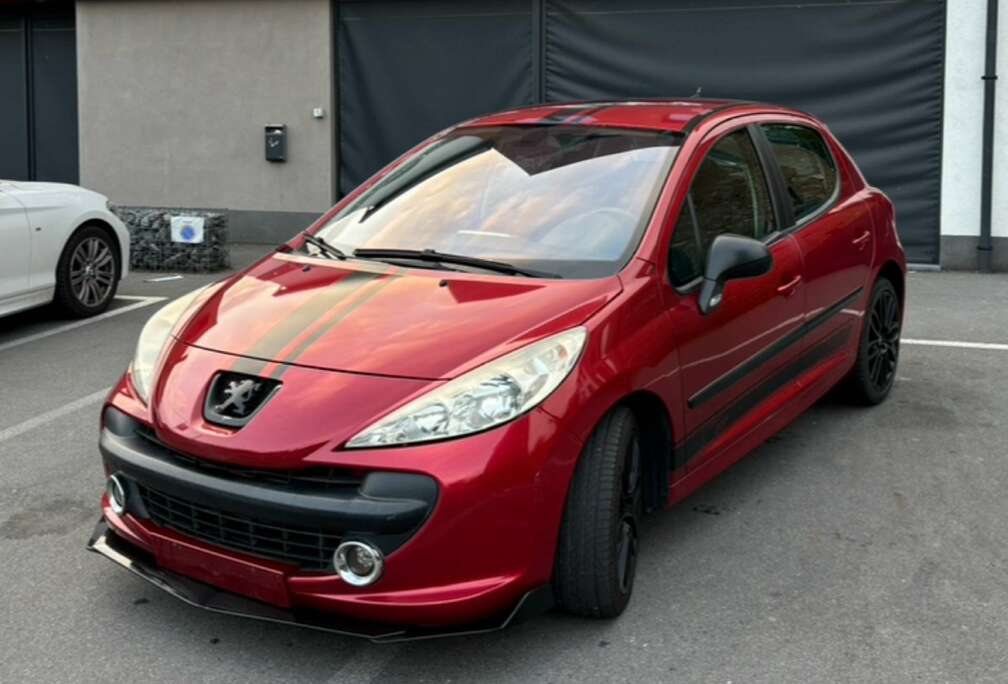 Peugeot Peugeot 207  1.4 95 cv (sms uniquement)