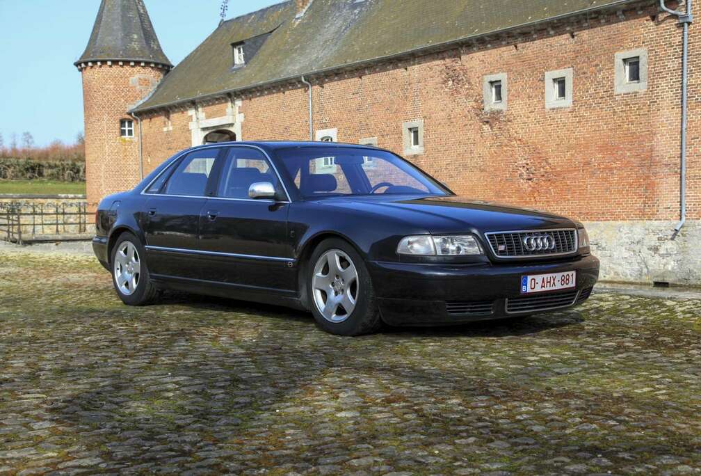 Audi /S8 4.2 V8 quattro 1994