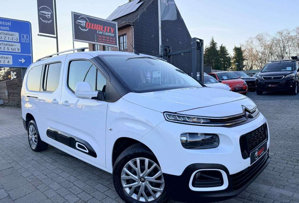 Citroen XL 1,2 benzine 92000 km  7 plaatsen GEKEURD