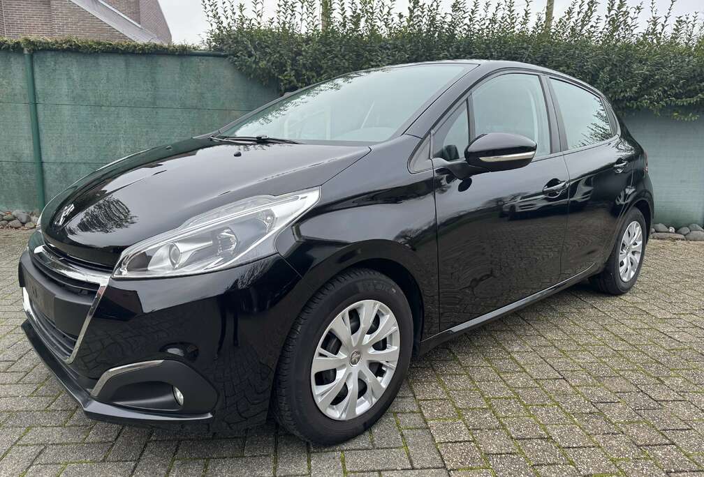 Peugeot PureTech 82 Style