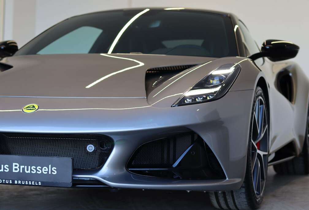 Lotus 3.5 Turbo V6 Manual First Edition