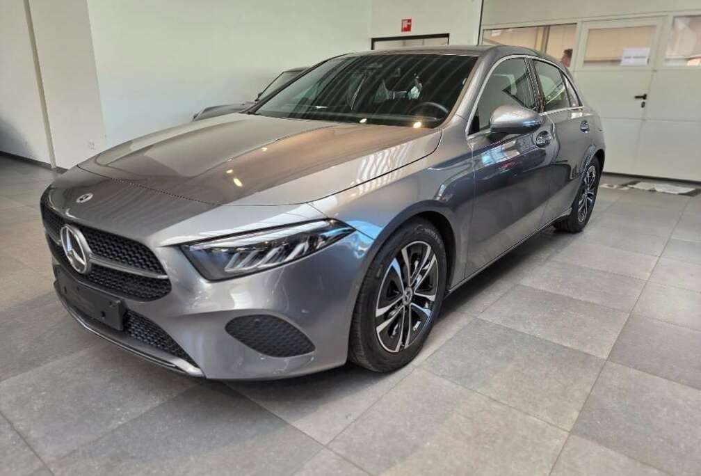 Mercedes-Benz A 180 7G-DCT Progressive Advanced