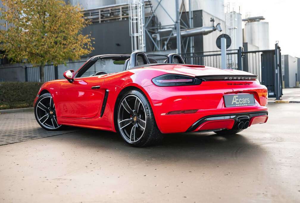Porsche BOXSTER GTS /PDK / SPORT DESIGN / 1 OWNER / CARBON