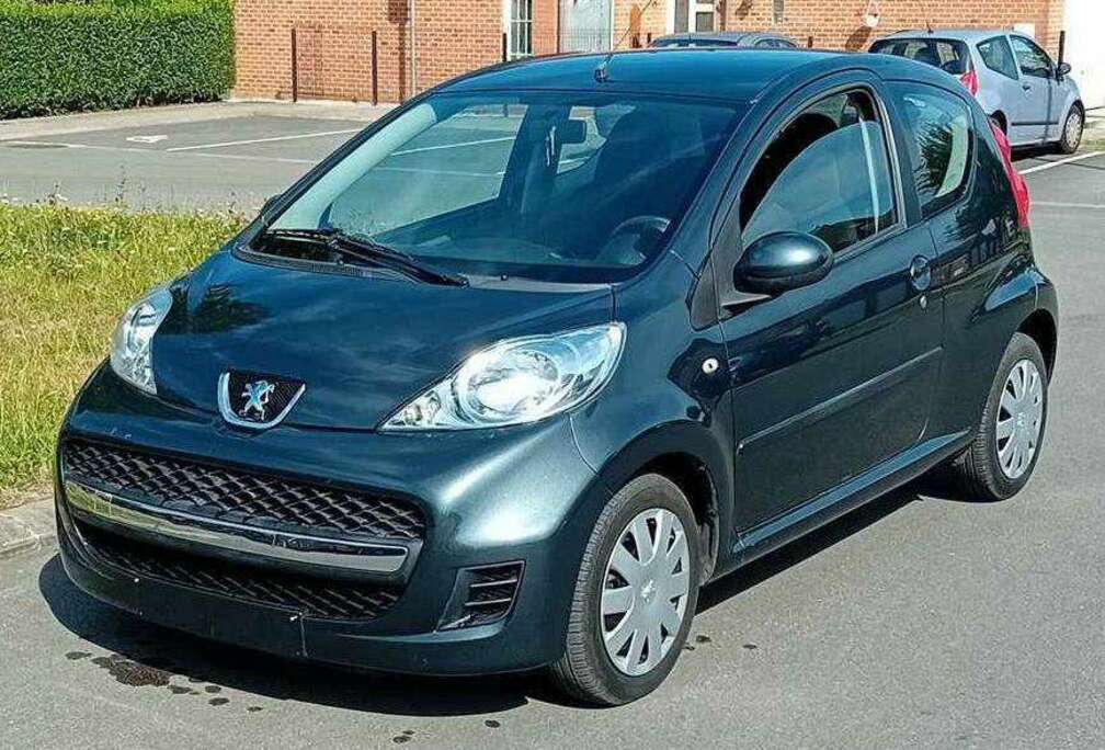 Peugeot 107 1.0i Urban Move