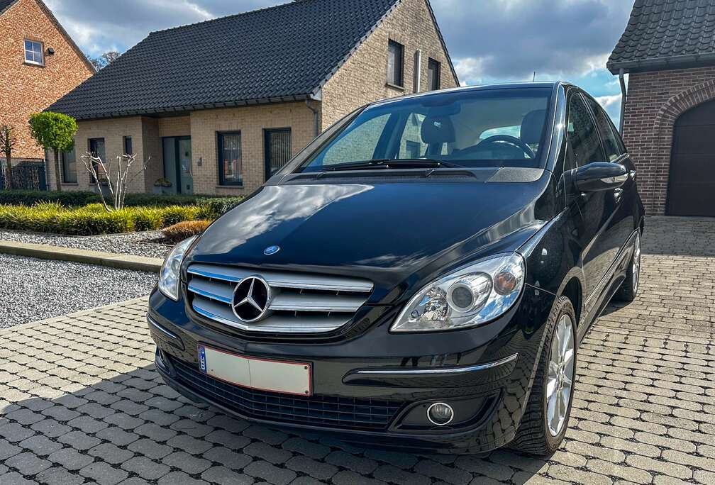 Mercedes-Benz B 150