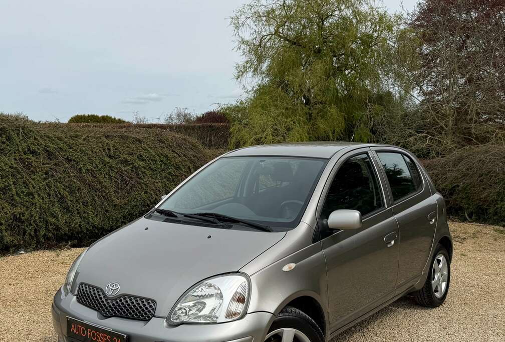 Toyota 1.4 Turbo D4D Red Line Airco 78.000 KM PREMIER PROPRIETAIRE GARANTIE 1 AN