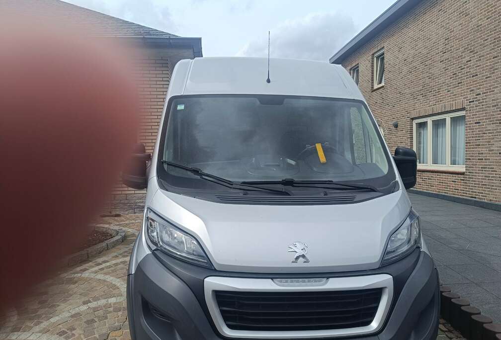 Peugeot Boxer 2.0 BlueHDi L4H2 Premium S/S