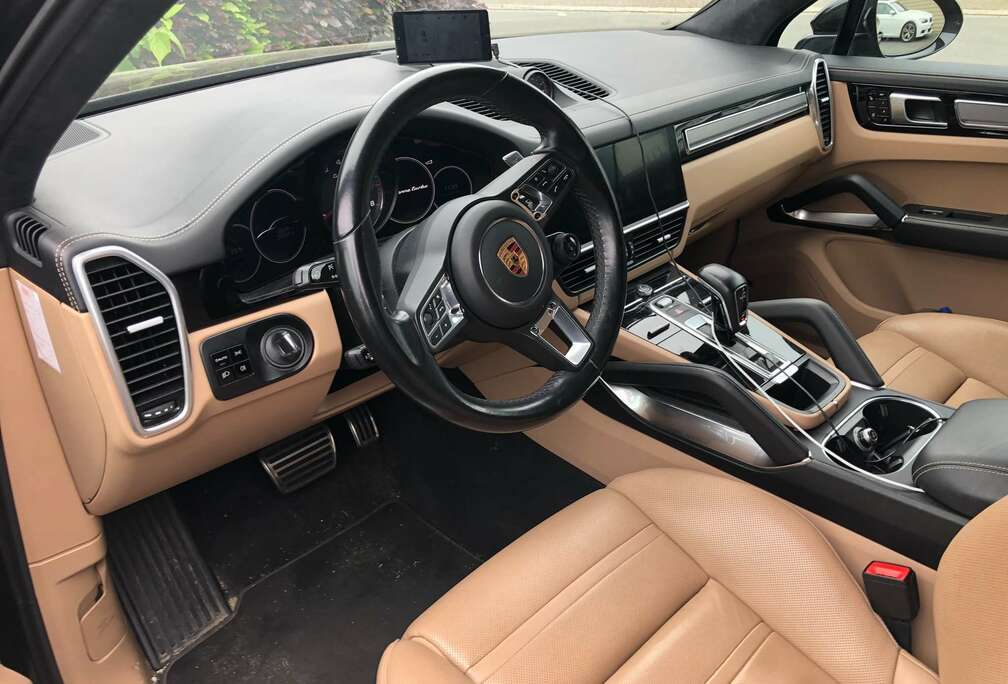 Porsche Cayenne Turbo Tiptronic S Lichte Vracht