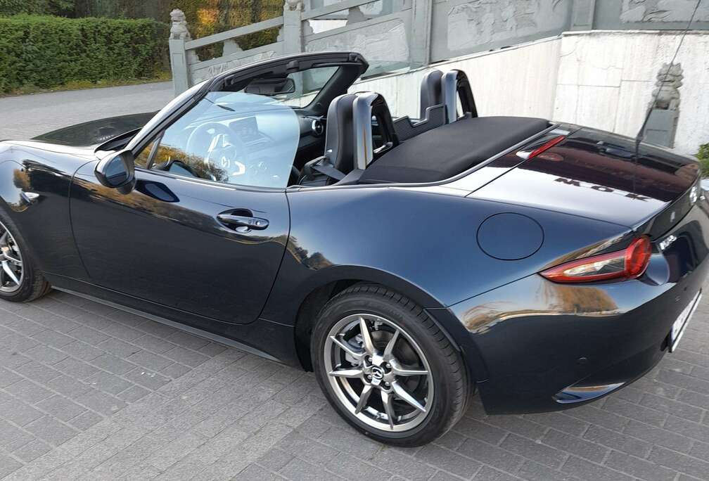 Mazda MX-5 RF SKYACTIV-G 131 Exclusive-Line