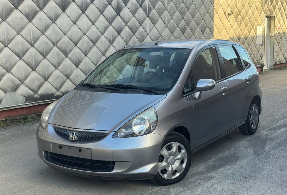 Honda Jazz 1.4i 2006// 88.000km// Ac// Avec CT //