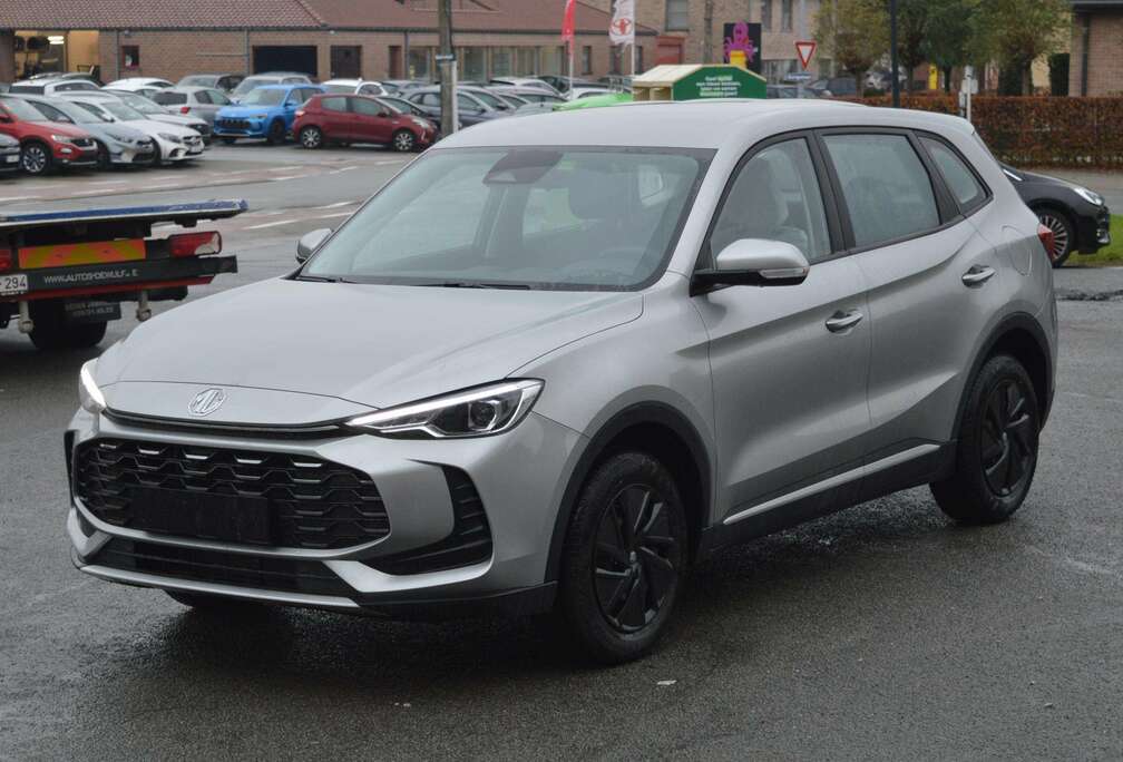 MG ZS 1.5 Standard APPLE CARPLAY+NAVI+CAMERA+...