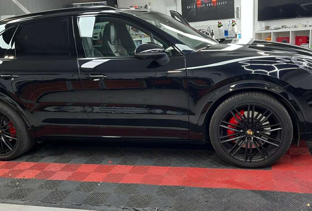 Porsche Cayenne+2.9+Bi-Turbo+V6+S+Tiptronic+S