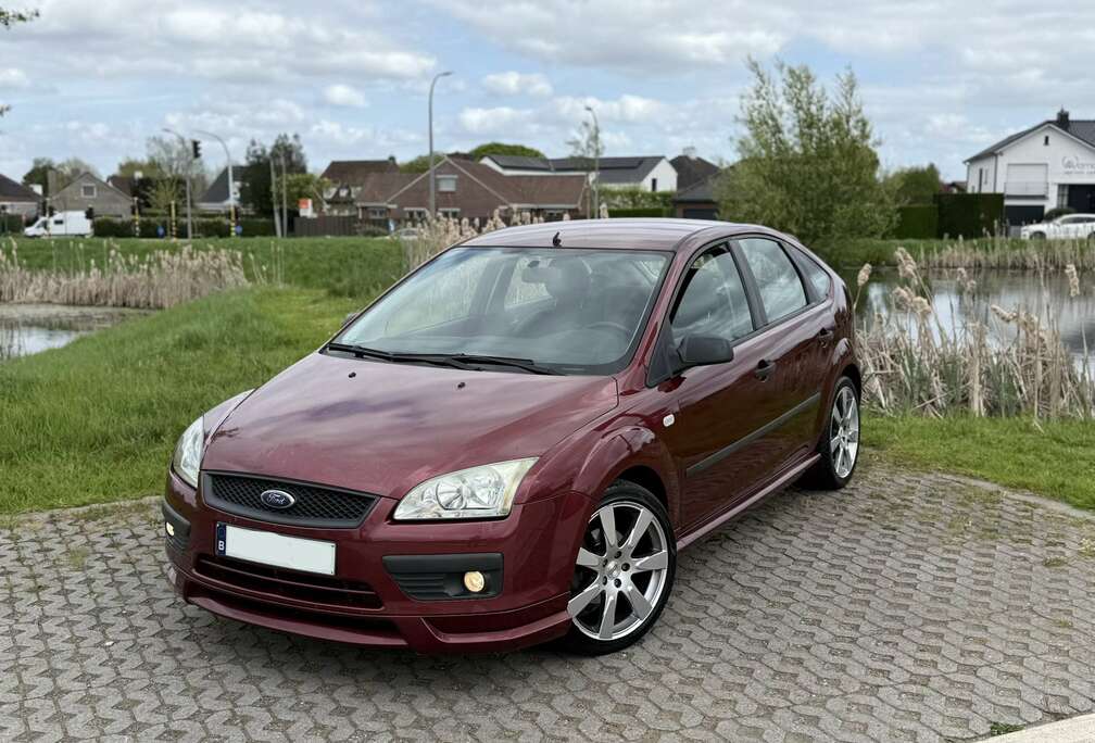 Ford Ford Focus 1.6i / Keuring / Airco / Cruise Control